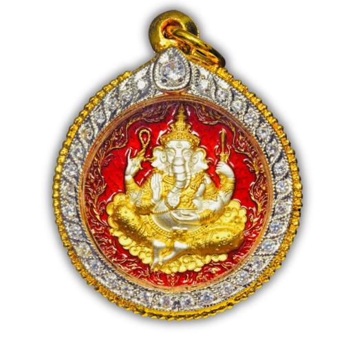 om ganesh gold pendant,Om Ganesh Gold Pendant: A Detailed Overview